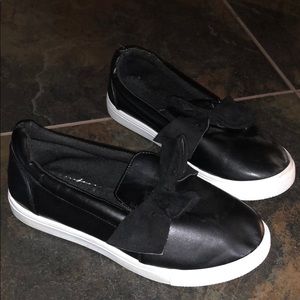 Fenty bow sneakers